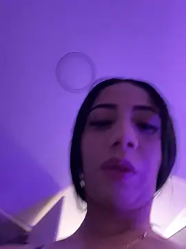 Chat +18 de MAHOMI_ROSE ao vivo