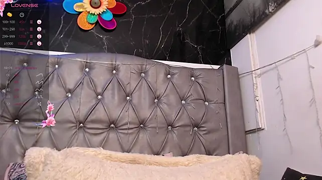 LAILAGUMMY's Live XXX Chat