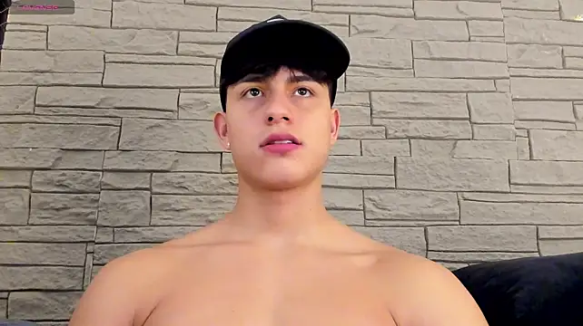 Chat +18 de Lander_Cruz ao vivo