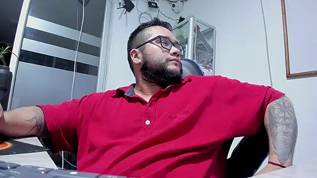 VINCEDMAGLIOO Live XXX-Chat