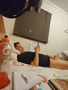 cumshotgod1's Webcam Show