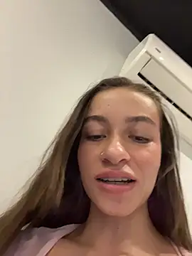 Czat XXX na żywo – Chloe_Key