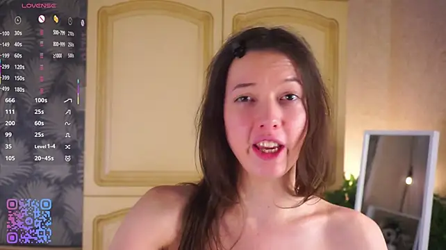 CaroleeMir Chat XXX in diretta