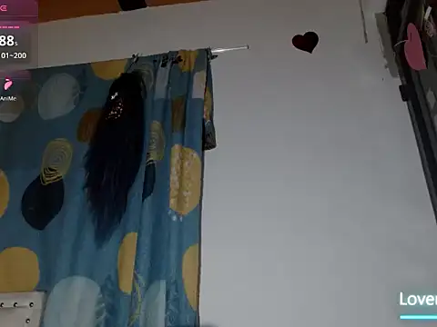kiaravzadams Chat XXX in diretta