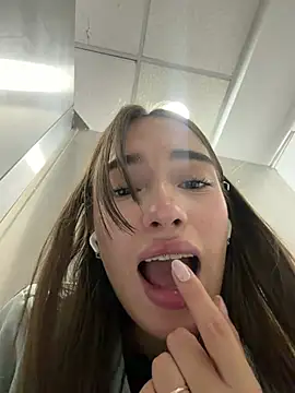 Sweet_Milaa1n Live XXX chat