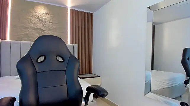 LISAPALMER7's Live XXX Chat