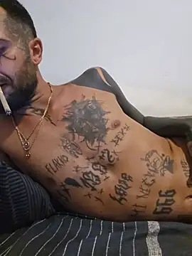 charlye_inkkkk's Live XXX Chat