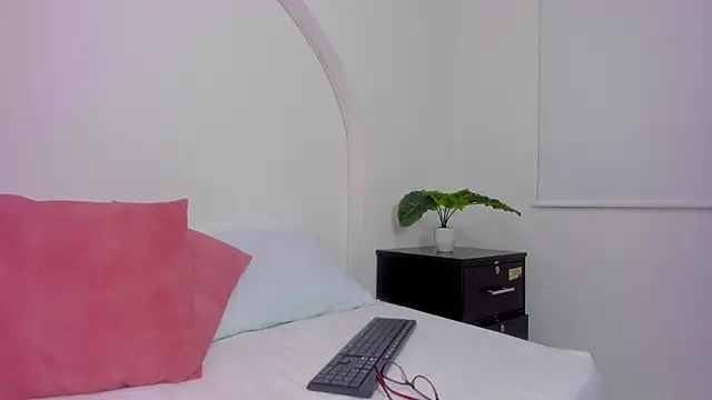 XXX chat uživo modela molly_lovee_