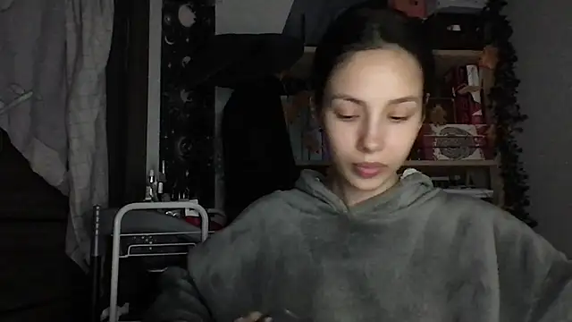 Yuna5343 Chat XXX in diretta