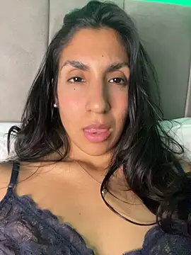MaddyX__ Live XXX-chat