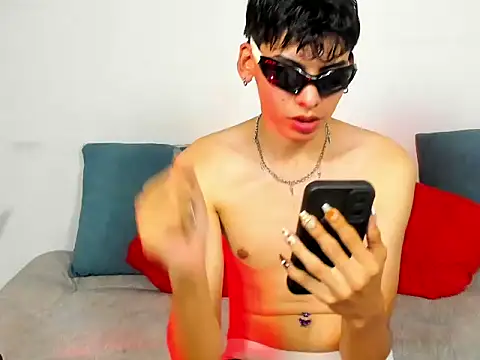 Angel_Dustt1 Live XXX-Chat