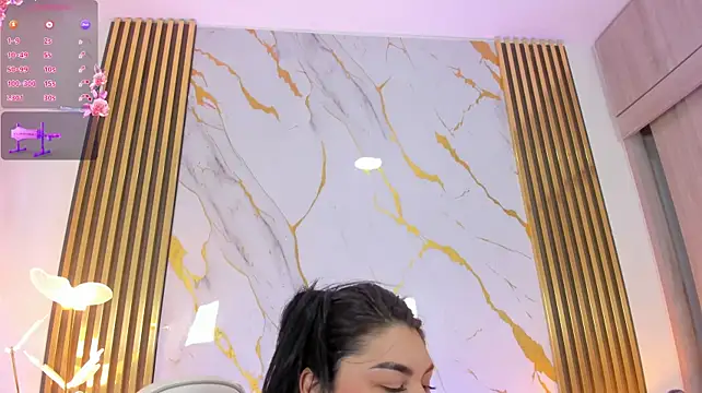abby_deep_2 Adlı Modelin Canlı XXX Sohbeti