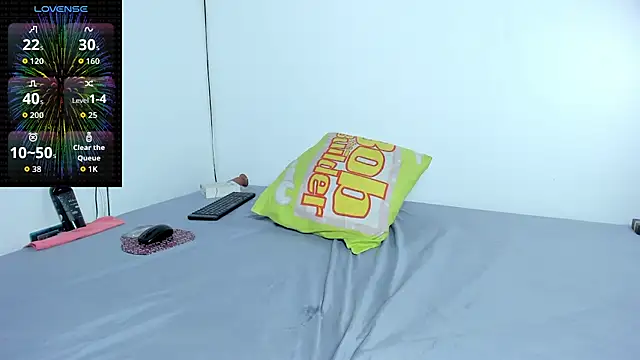 Benjamin_Buster Adlı Modelin Canlı XXX Sohbeti