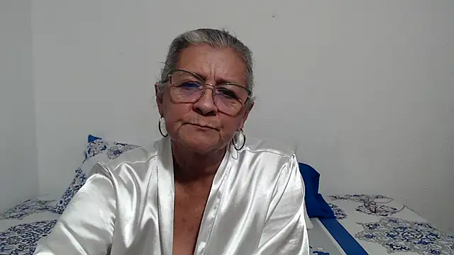 candy_mature_ Adlı Modelin Canlı XXX Sohbeti