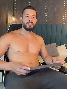 YAFAR_BLAKE Live XXX Chat
