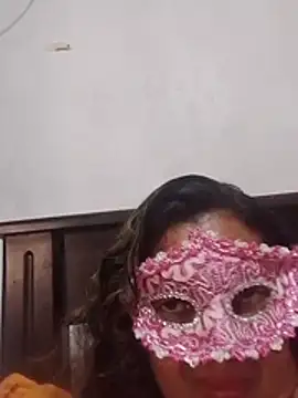 LunaCeylon's Live XXX Chat