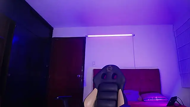 ariel_1_'s Live XXX Chat