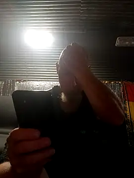 Redhitcher's Webcam Show