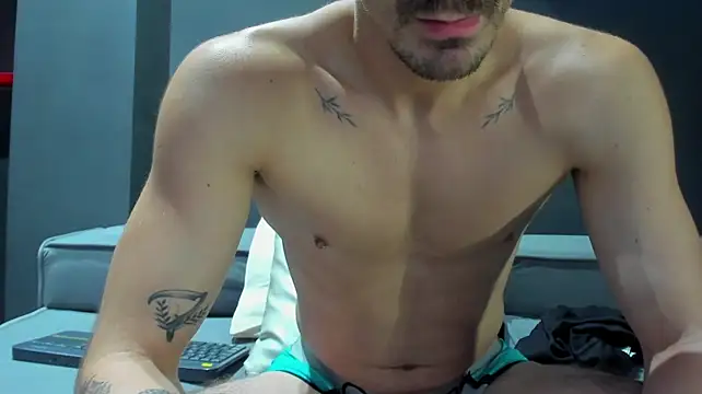 Paul_Kane live XXX chat