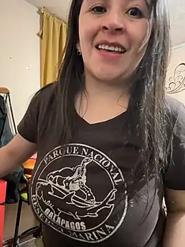 latinfemale's Live XXX Chat
