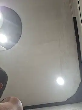 Chat +18 de PavlinStoev ao vivo