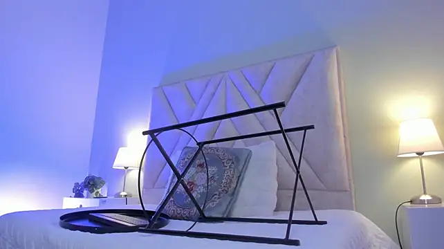 nova_silk's Live XXX Chat