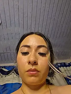 Natasanz Adlı Modelin Canlı XXX Sohbeti