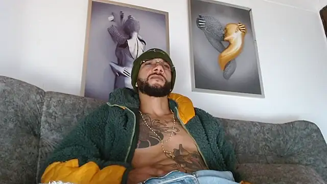 Chat XXX en directo de LukasScott_