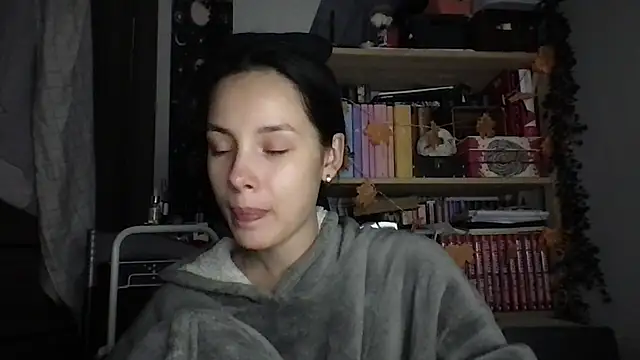 Yuna5343's Live XXX Chat