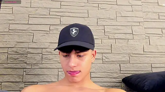 Lander_Cruz Chat XXX live