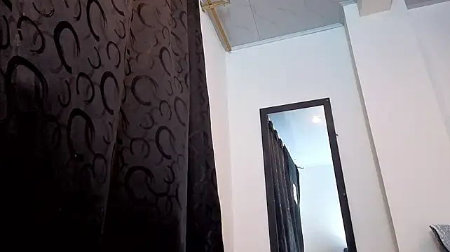 Noha-Wolf – Naživo XXX chat