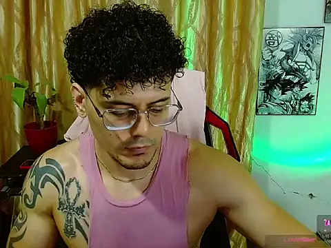 Logan0626 Live XXX-Chat