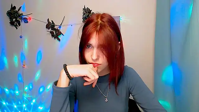 GuessMe___ Adlı Modelin Canlı XXX Sohbeti