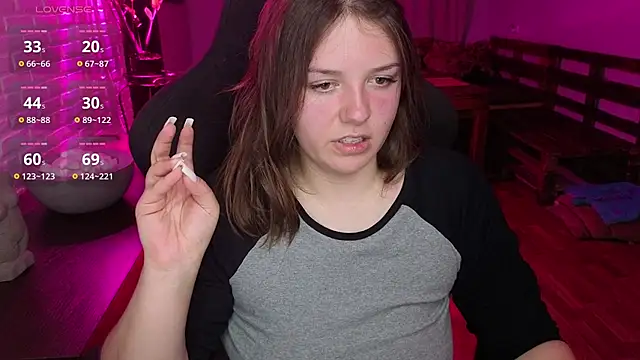 XNirvanaX Adlı Modelin Canlı XXX Sohbeti