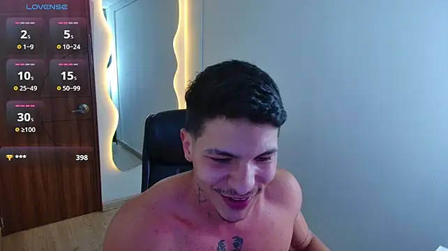 harrisoncuper 现场XXX聊天