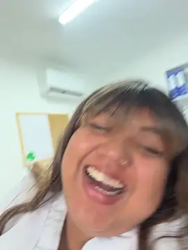 Mia_roussee_'s Live XXX Chat