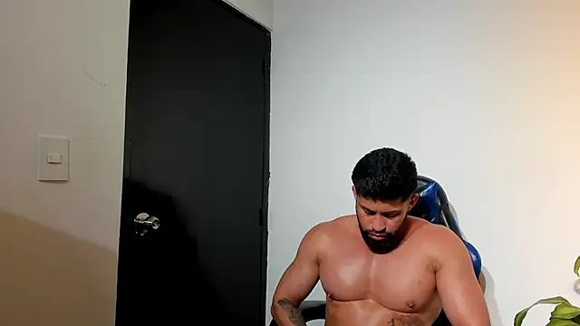 RikyAaron webkamerás műsora