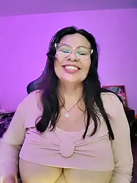 esmeralda_milfn Live XXX chat
