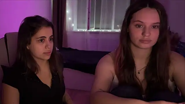RavenRubyy Chat XXX live
