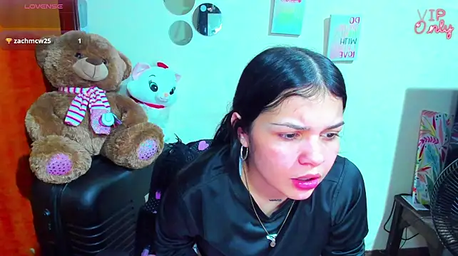 Chatroom XXX en direct de angelina_77