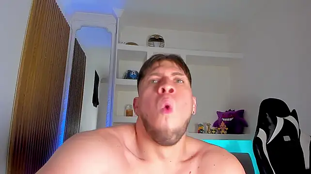 Онлайн чат XXX SebastianMaximoff_