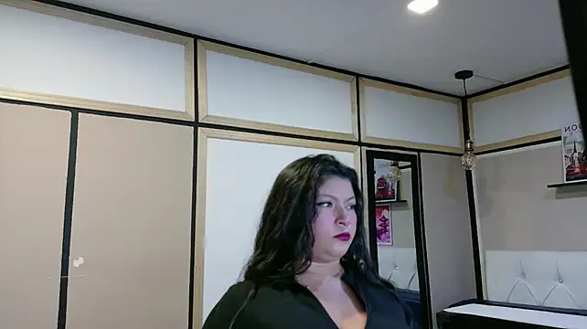 Chat +18 de Rachel_new20 ao vivo