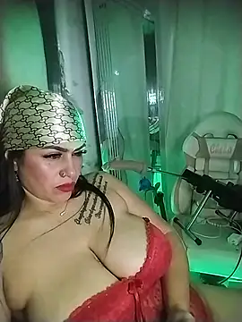 chelaqueen_'s Live XXX Chat