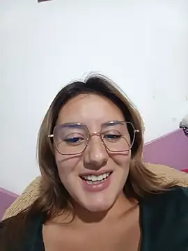 LuisaLean – Live XXX-chat