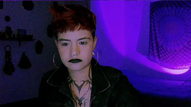 alex_one888n Live XXX chat