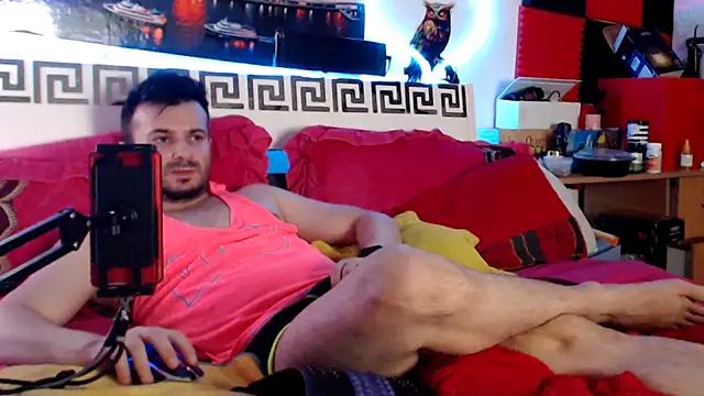 Hugec0ck007 Chat XXX in diretta