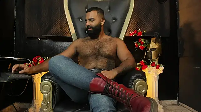 BeardAndrew 即時 XXX 聊天