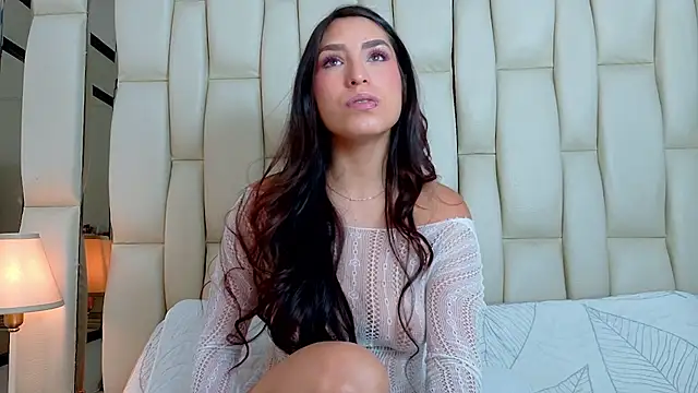 Chat +18 de Chloemendoza ao vivo