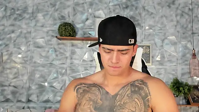 Chat XXX Live elliot_colton