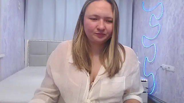 Chat +18 de SallyVerda ao vivo